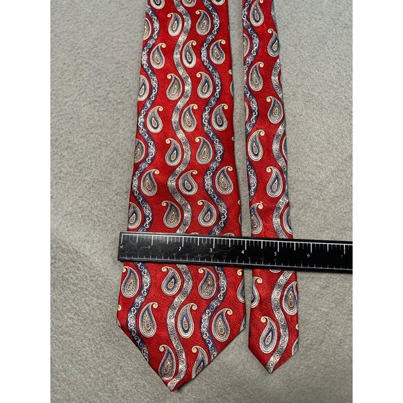 Evan Picone Mens Silk Tie Red Paisley Pattern 100 Percent Silk Necktie - Picture 2 of 5